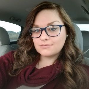 Meet your Posher, Kendra